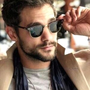 Ray Ban (Store Display) Clubmaster Green Lens RB3016